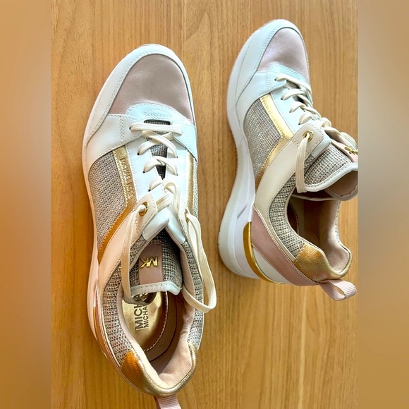 Michael Kors heeled sparkly sneaker “Georgie” - Picture 5 of 9